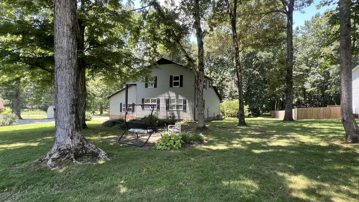 105 Jill Dr, Lawrenceburg, TN 38464 - #1