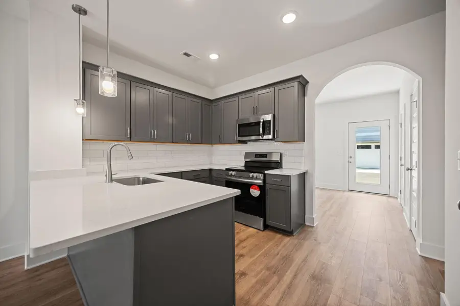 2441 E 17th Street, Chattanooga, TN 37404 - #2