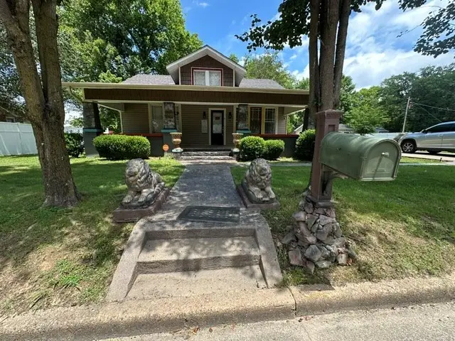 116 W Frazier St, Camden, TN 38320 - #2