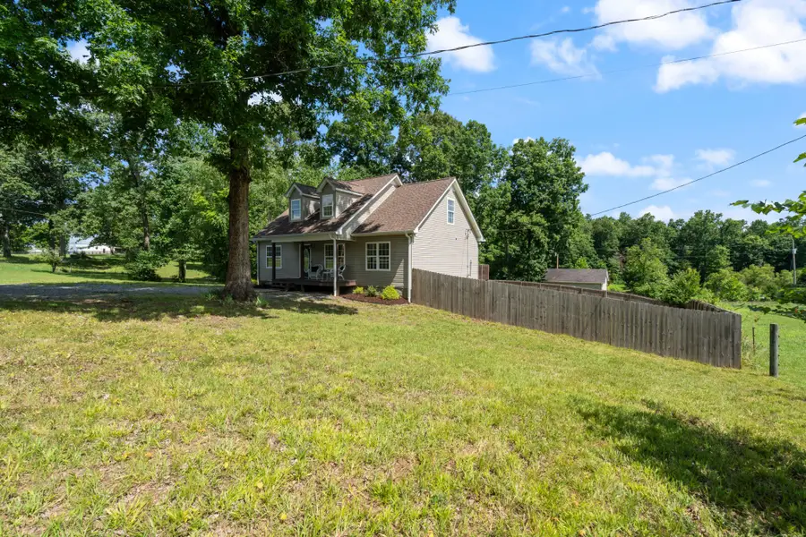1099 Old County House Rd, Charlotte, TN 37036 - #3