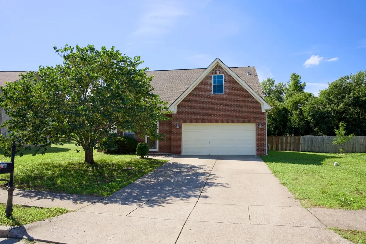 2244 Gilmore Crossing Ln, Nashville, TN 37218 - #1