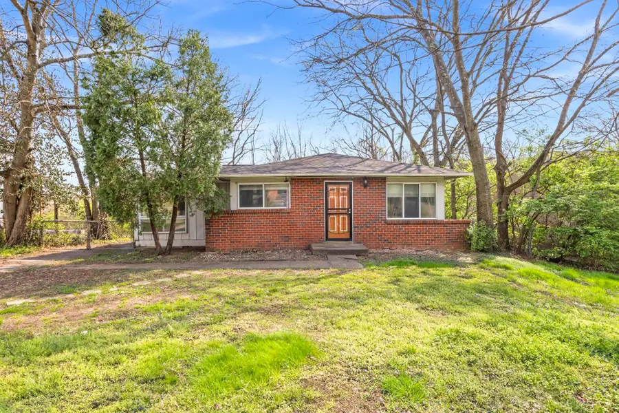 1917 Louanne Dr, Nashville, TN 37217 - #2