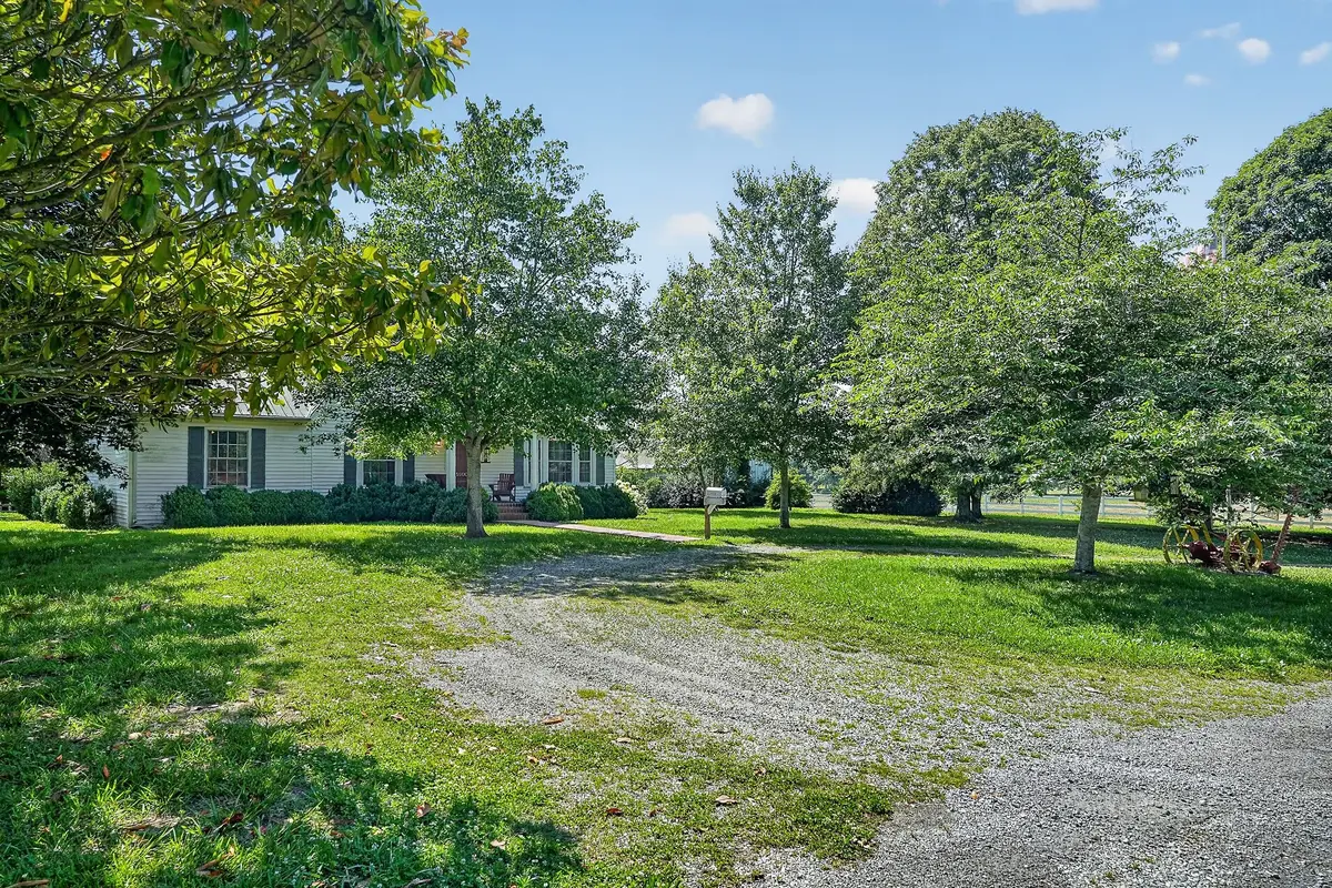 1600 Magness Rd, McMinnville, TN 37110 - #1