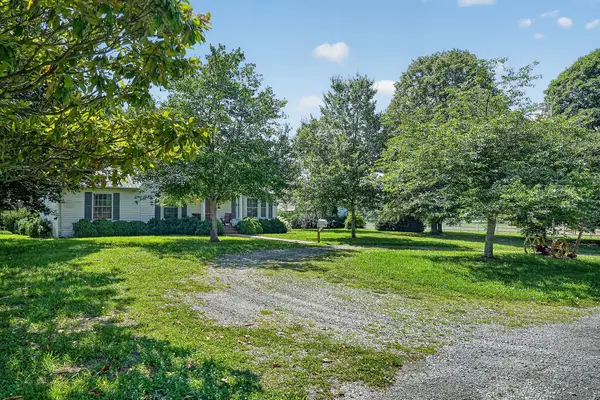 1600 Magness Rd, McMinnville, TN 37110