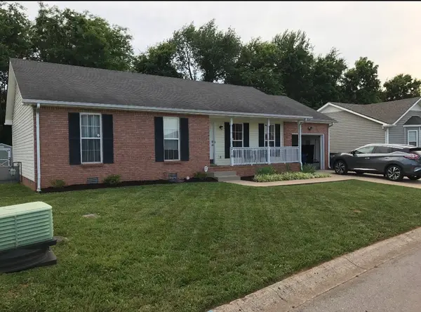 216 Grassmire Dr, Clarksville, TN 37042