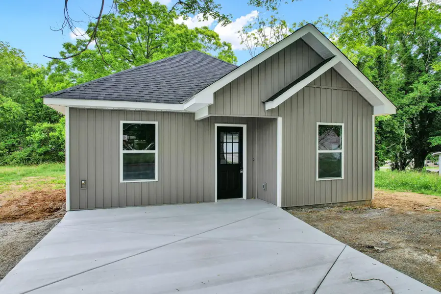 22 Ingleside Avenue, Englewood, TN 37329 - #2