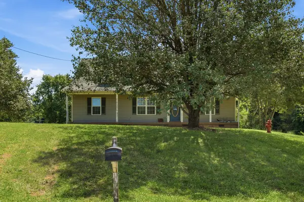 3922 Honeysuckle Way, Chapel Hill, TN 37034