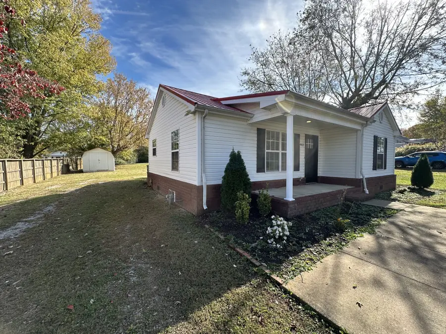 902 S Russell St, Portland, TN 37148 - #3