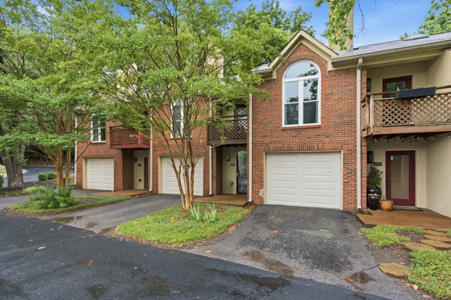 220 Riverstone Ct, Nashville, TN 37214 - #2