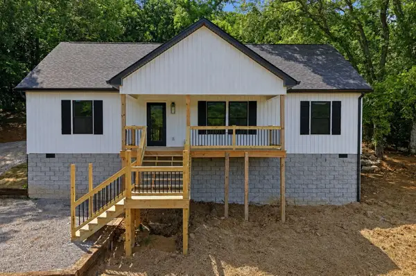 1190 Patton Hollow Rd, Watertown, TN 37184