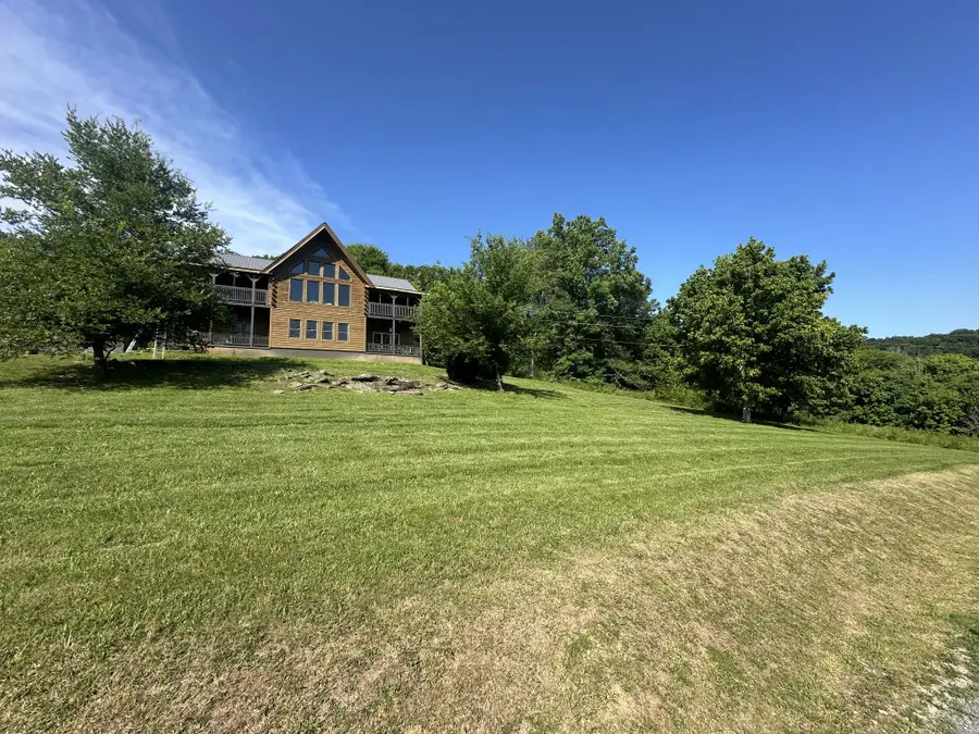 16 Eckert Ln, Pleasant Shade, TN 37145 - #3
