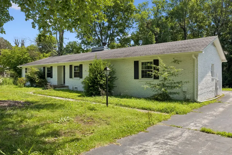1401 Manor Rd, Columbia, TN 38401 - #2