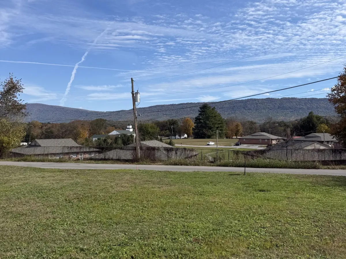 2 Prater Street, Benton, TN 37307 - #1