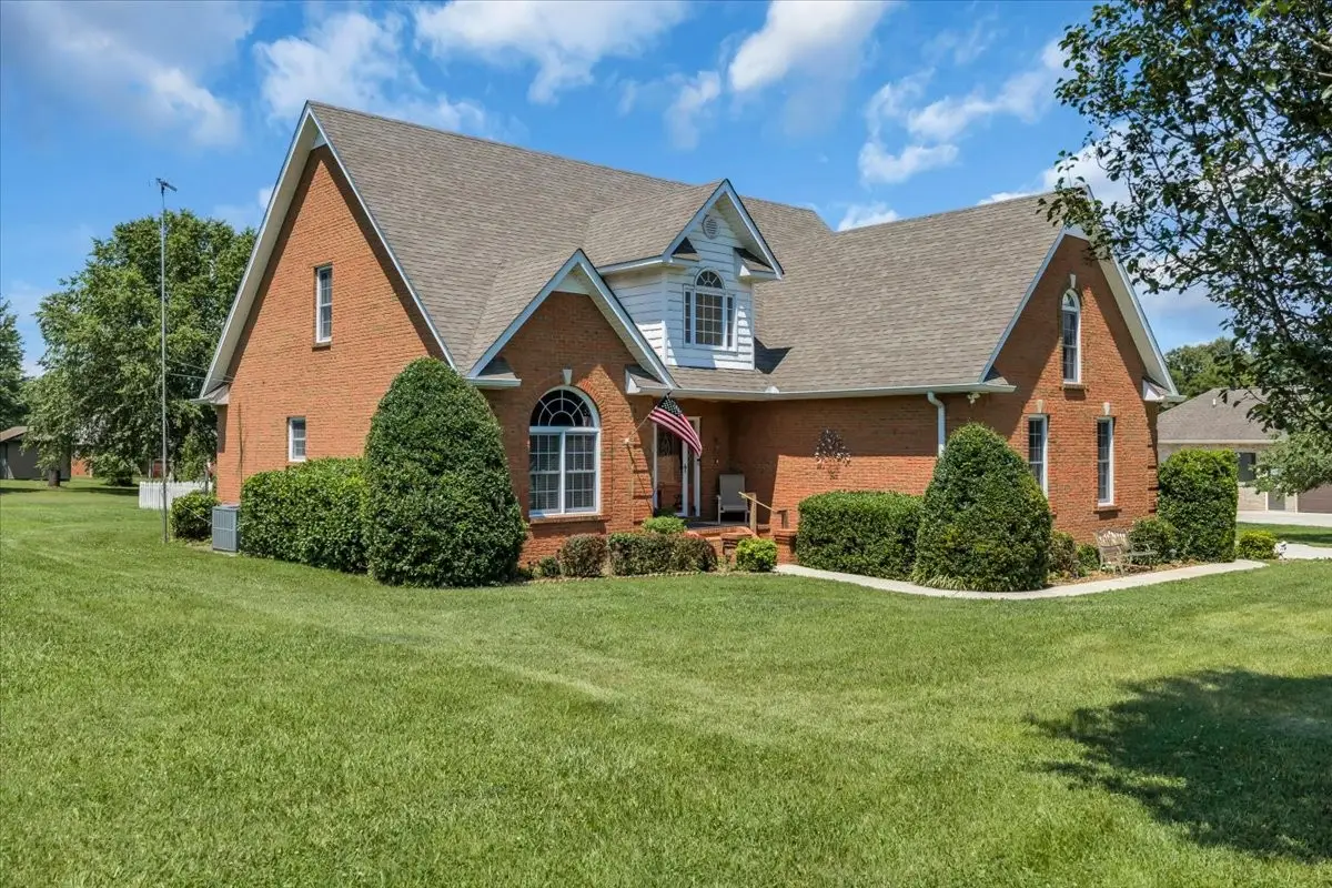 92 Freeman Ct, Winchester, TN 37398 - #1