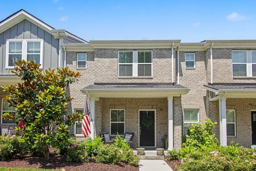 204 Douglas Bend Rd #504, Gallatin, TN 37066 - #3
