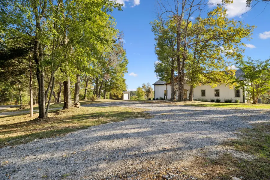 6060 Washer Rd, Lyles, TN 37098 - #2