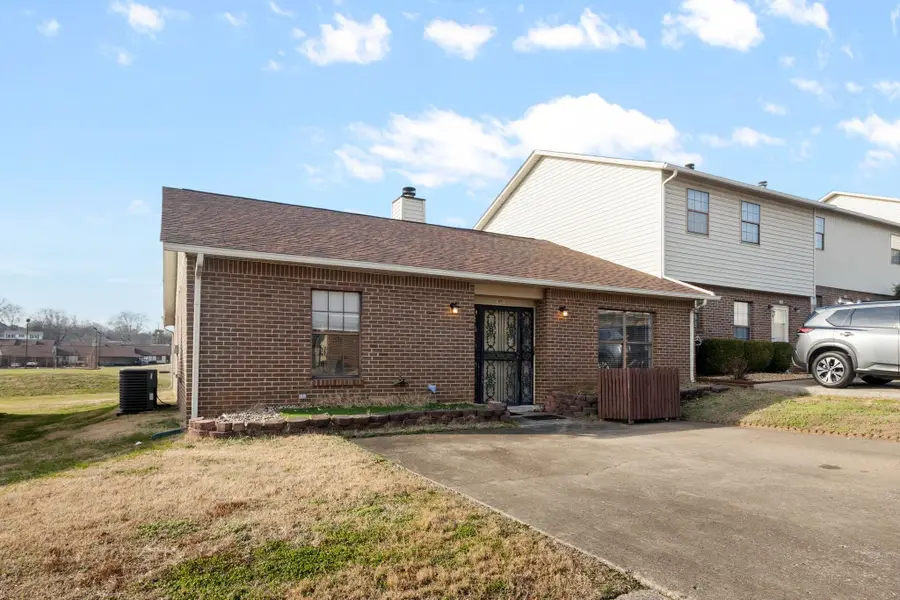 155 Heritage Trace Dr, Madison, TN 37115 - #3