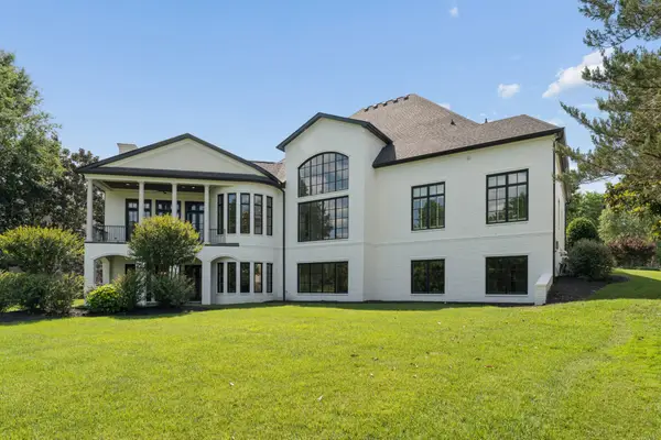 9 Oxmoor Ct, Brentwood, TN 37027