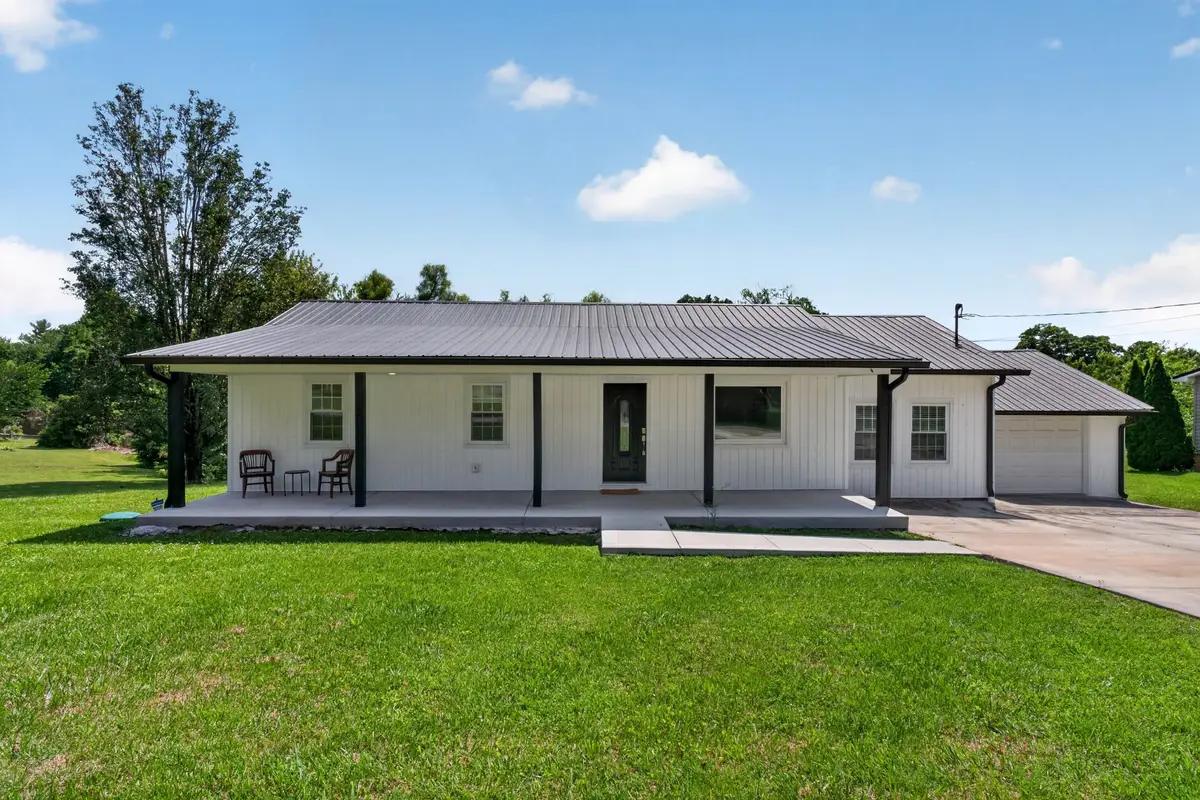 119 Vandy Cir, Sparta, TN 38583 - #1