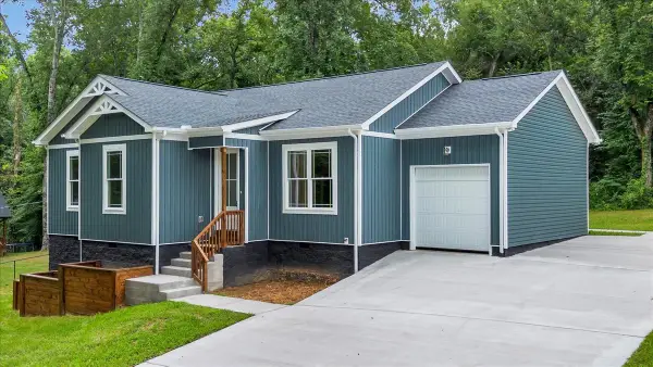 634 Mountain View Dr, Morrison, TN 37357