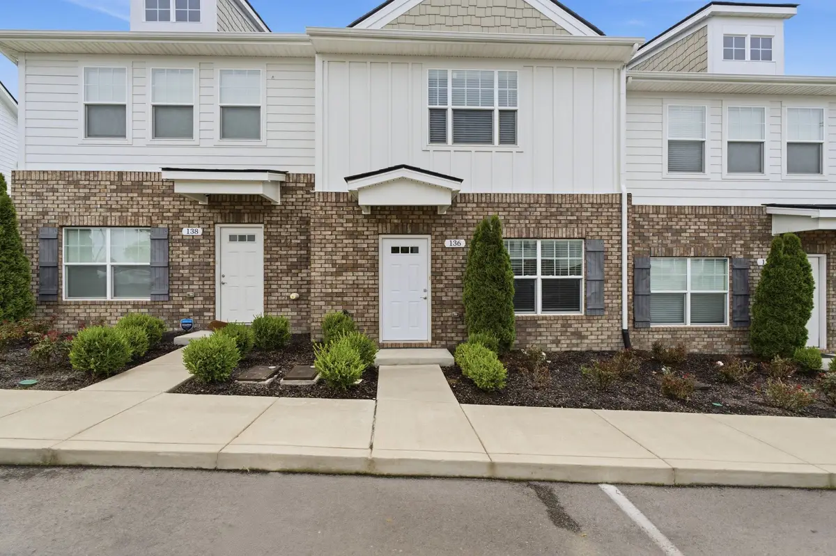 136 Dry Creek Commons Dr, Goodlettsville, TN 37072 - #1