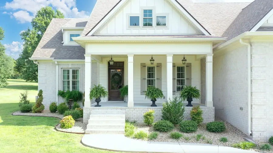 204 Green Hills Dr, Shelbyville, TN 37160 - #3