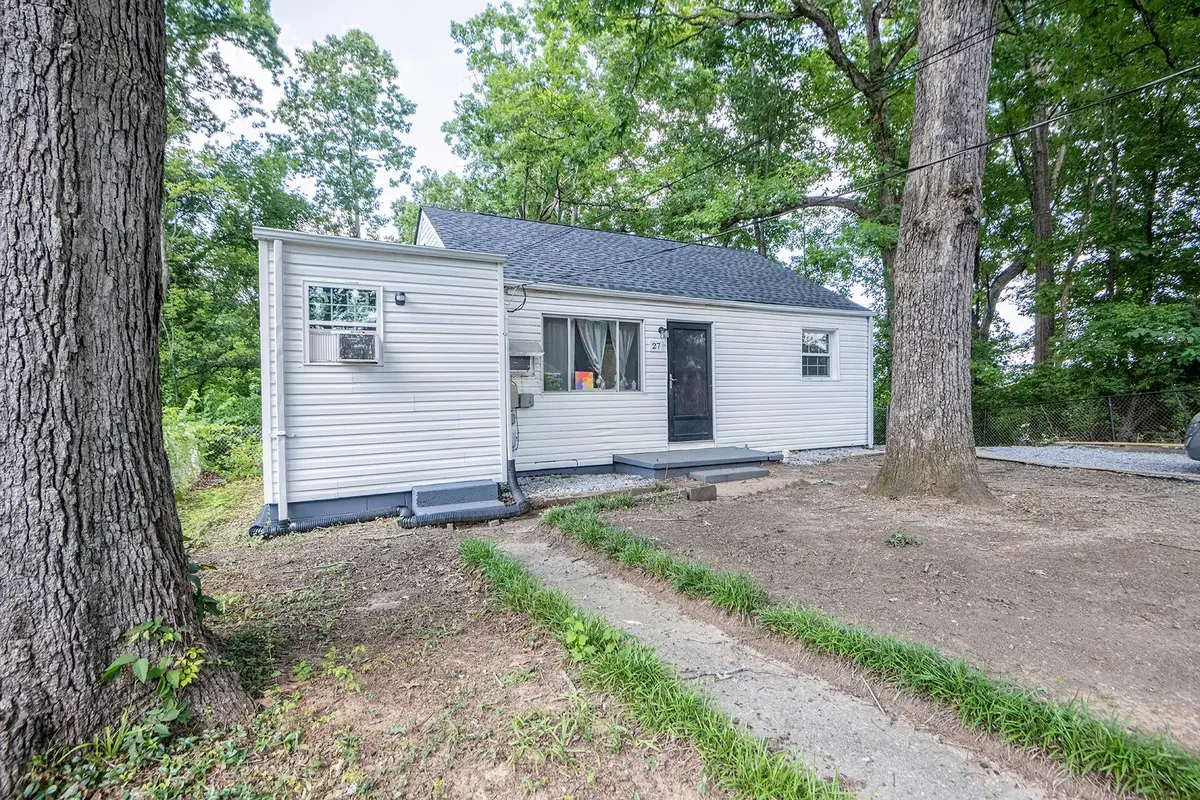 27 W 51st Street, Chattanooga, TN 37410 - #1