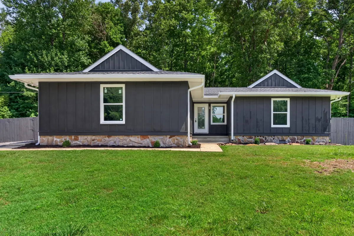 2602 Oakwood Ln, Cookeville, TN 38506 - #1
