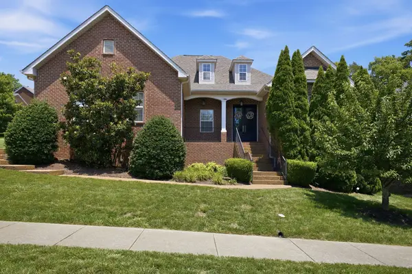 932 Century Oak Dr, Nashville, TN 37211