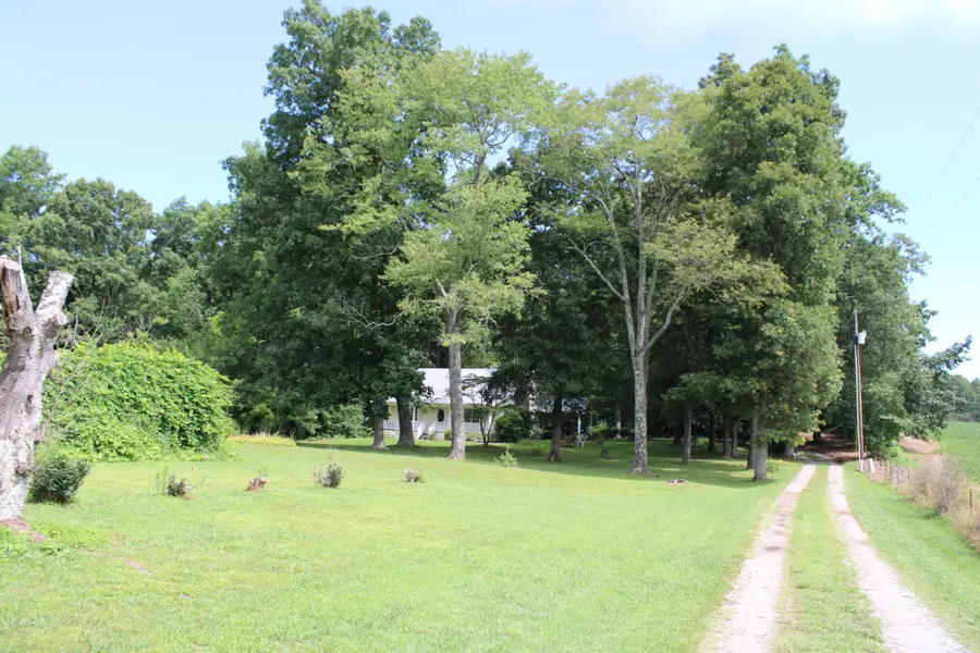 612 Bost Rd, McMinnville, TN 37110 - #2