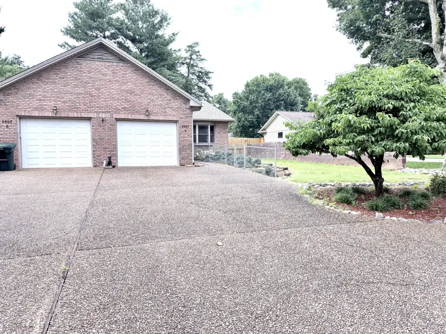 2607 Cayce Meade Dr #6, Hopkinsville, KY 42240 - #2