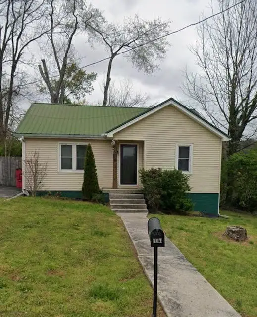 401 College Ave E, Carthage, TN 37030