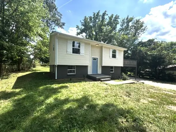 302 Plantation Dr, Clarksville, TN 37042