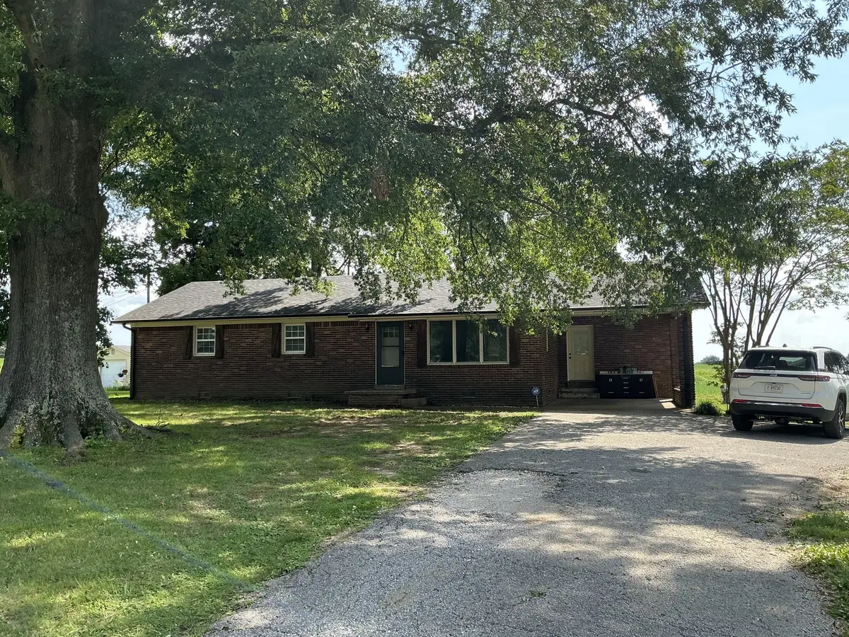 198 S Cavalier Dr, Alamo, TN 38001 - #1