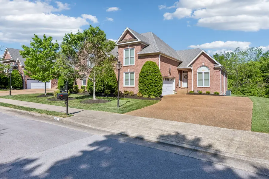 229 Stoners Glen Ct, Hermitage, TN 37076 - #3