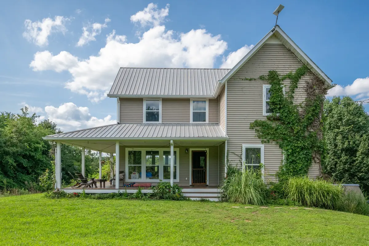 1255 Moss Branch Rd, Bon Aqua, TN 37025 - #1