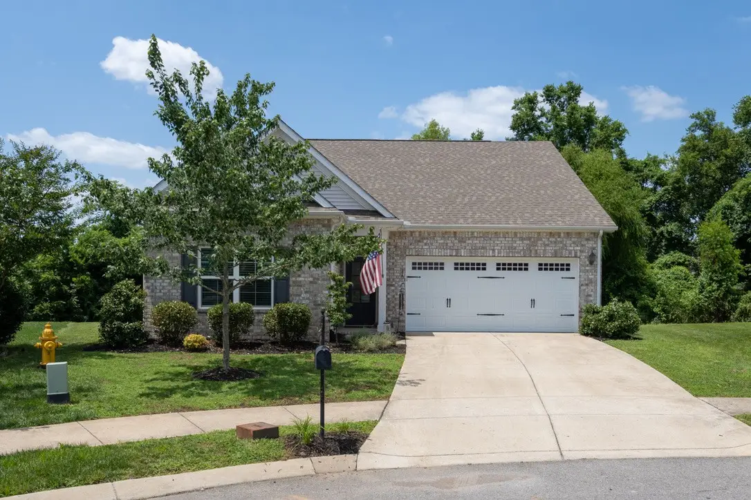 1374 Coates Ln, Gallatin, TN 37066 - #1