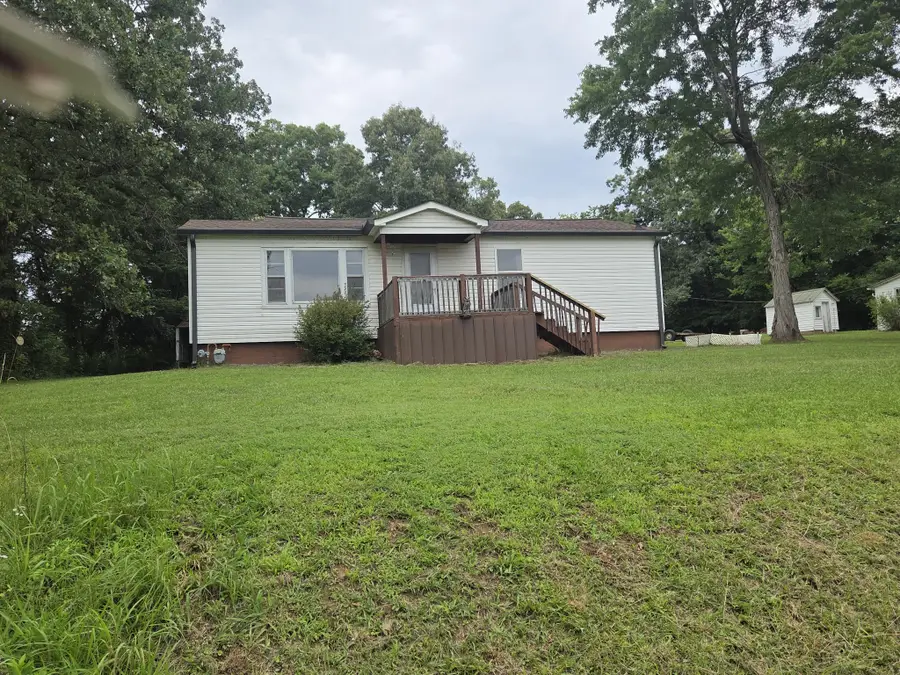 848 N Hurricane Creek Rd, Mc Ewen, TN 37101 - #2