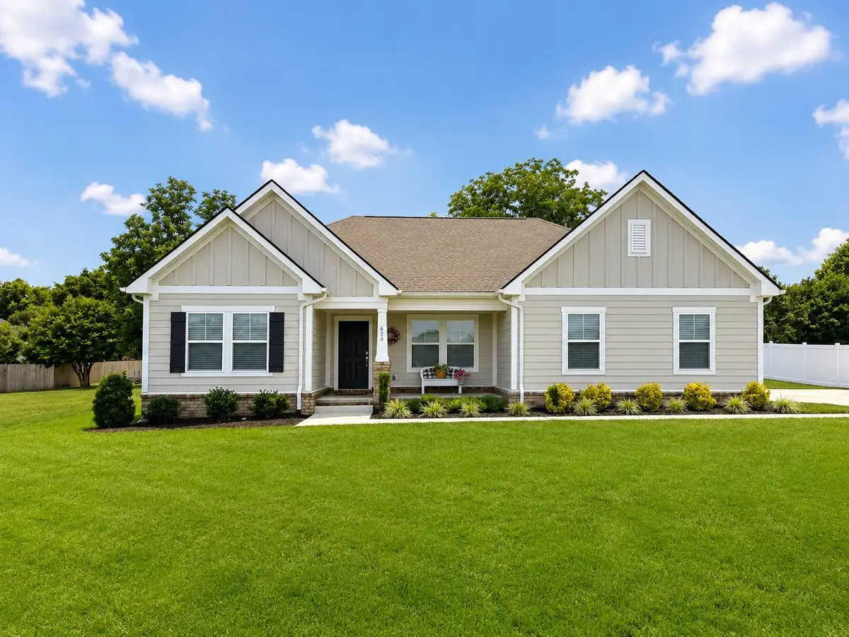 620 Brookside Dr, Mount Pleasant, TN 38474 - #1