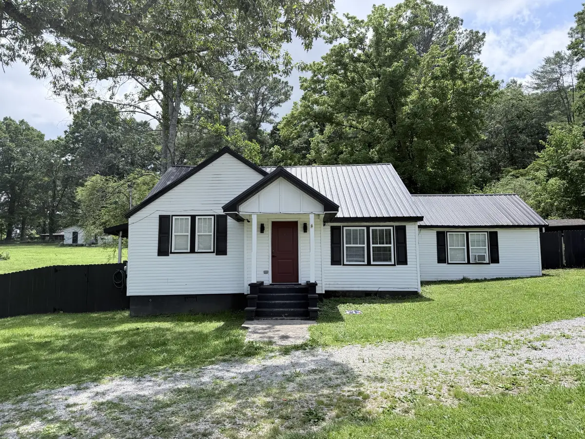 215 St Clair St, Tracy City, TN 37387 - #1