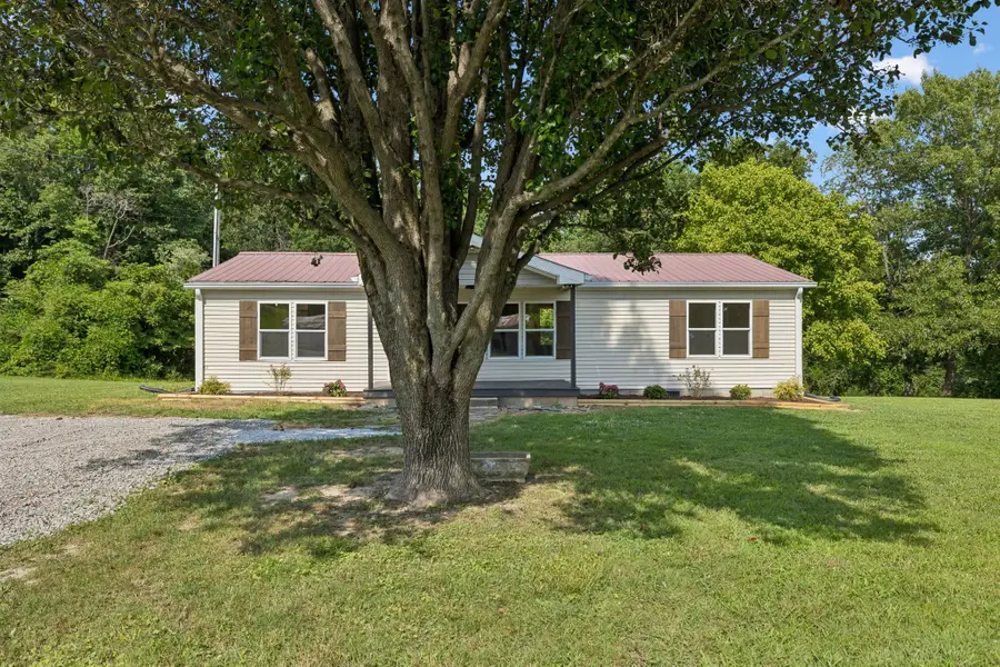 5219 Hancock Rd, Silver Point, TN 38582 - #2