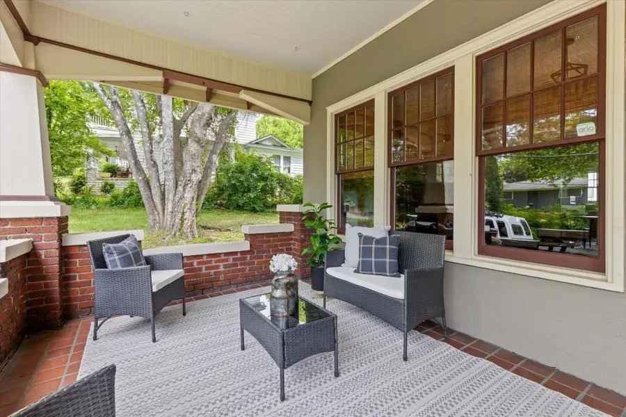 1029 E 05th Street, Chattanooga, TN 37403 - #3