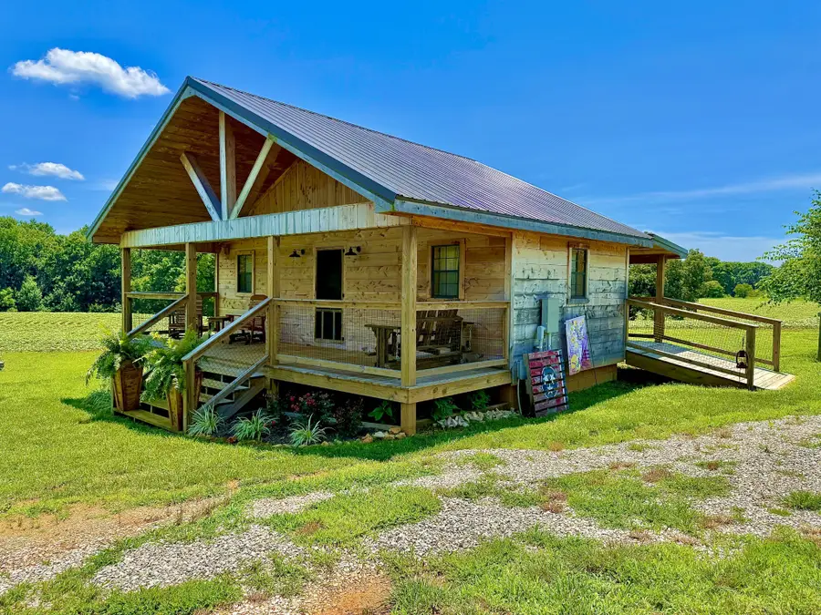 8 Lambs Ferry Rd, Leoma, TN 38468 - #3