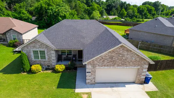 100 Virginia Ct, Shelbyville, TN 37160