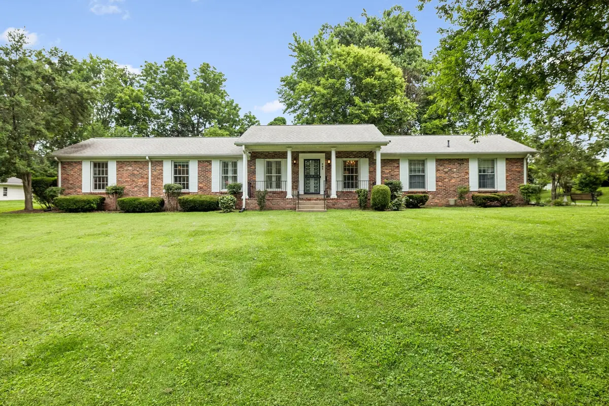 307 Woodlawn Dr, Mount Juliet, TN 37122 - #1