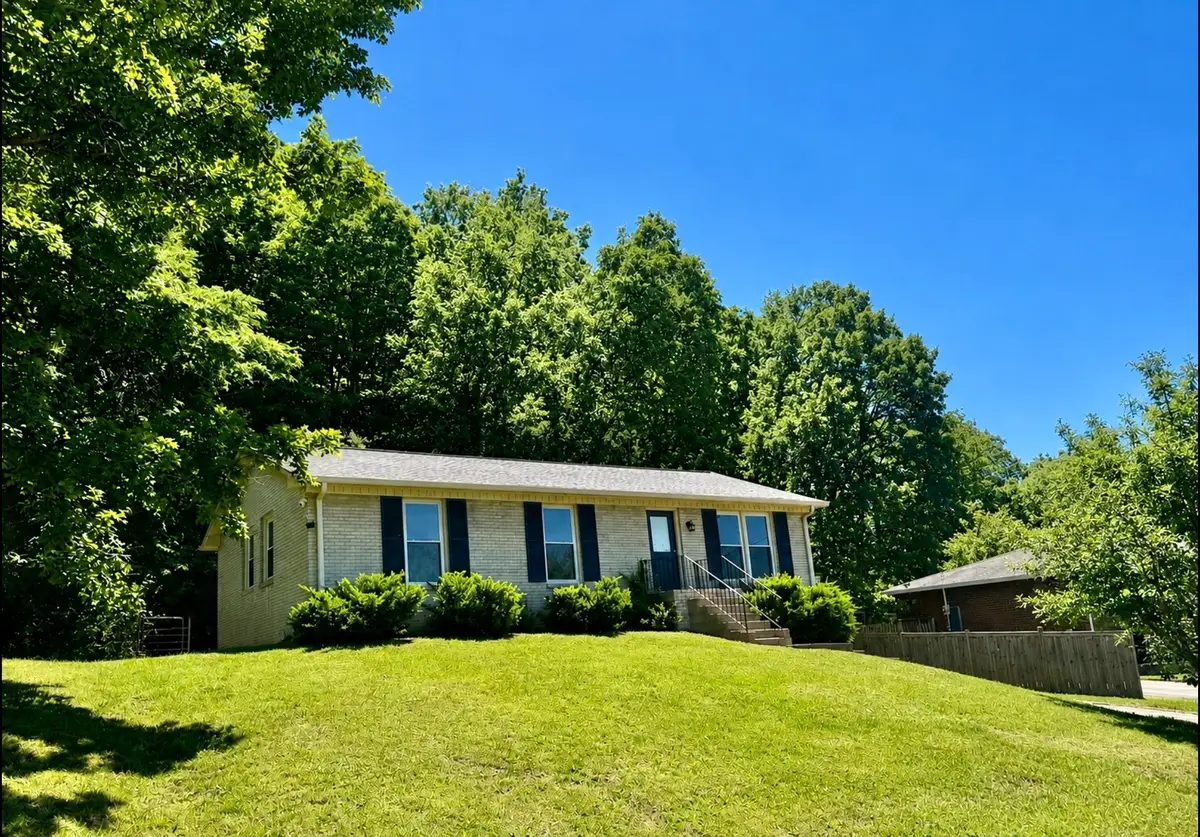 638 Hicks Rd, Nashville, TN 37221 - #1