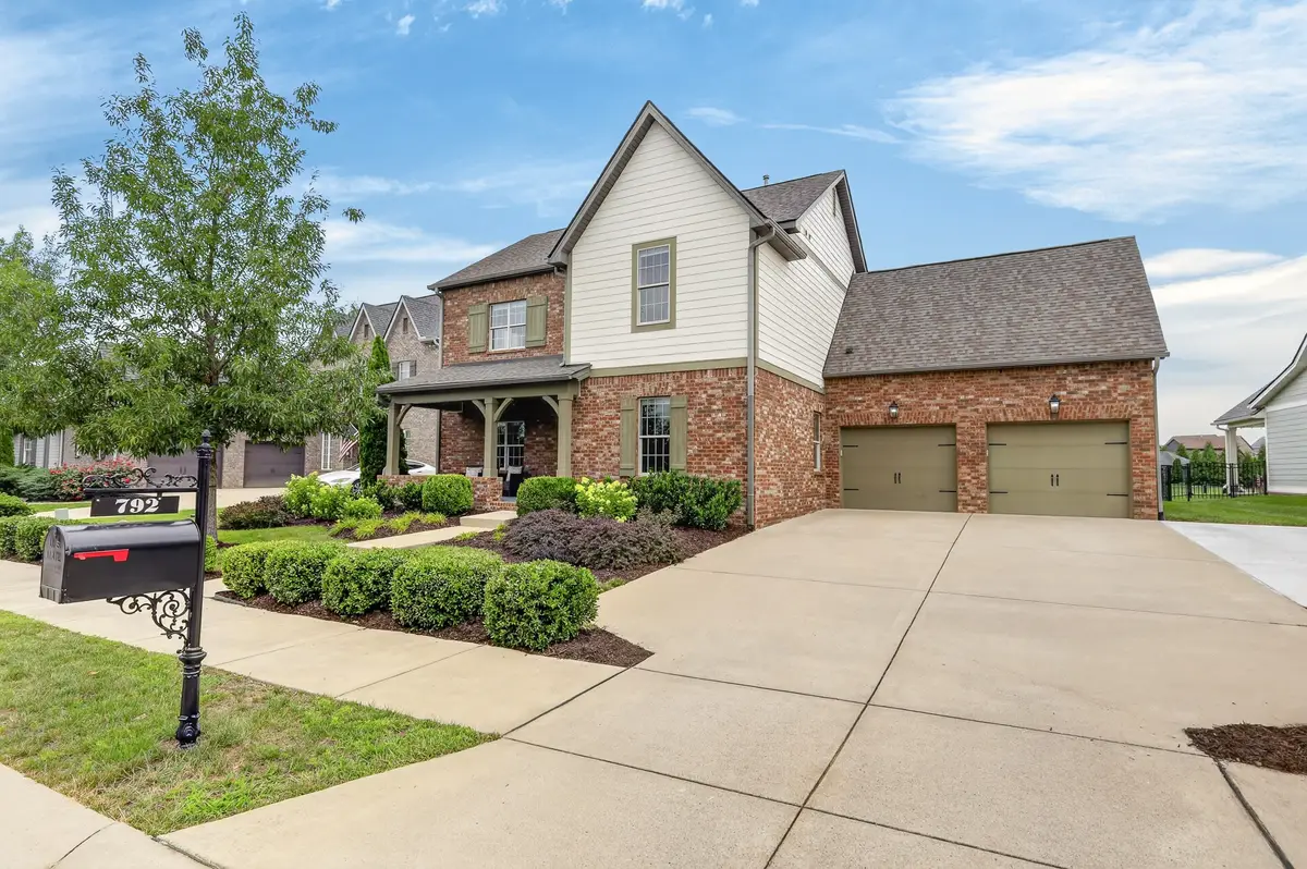 792 Plowson Rd, Mount Juliet, TN 37122 - #1