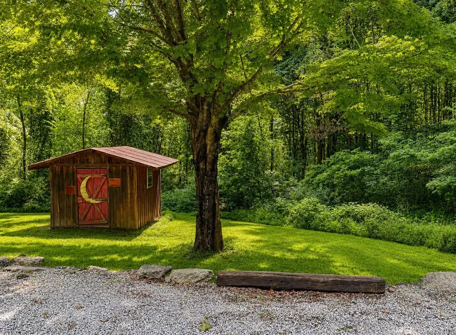 206 Gunter Ridge Rd, Pulaski, TN 38478 - #2