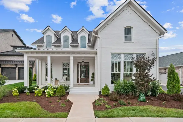 1304 Mcquiddy Rd, Nashville, TN 37221