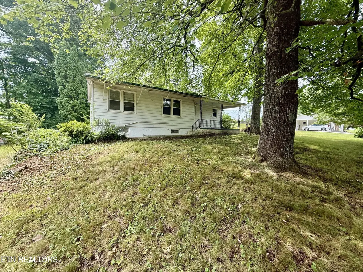231 Airport Rd, Oliver Springs, TN 37840 - #1